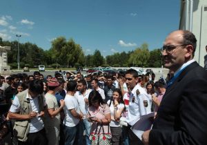 Ekmekleri için eylem yaptılar